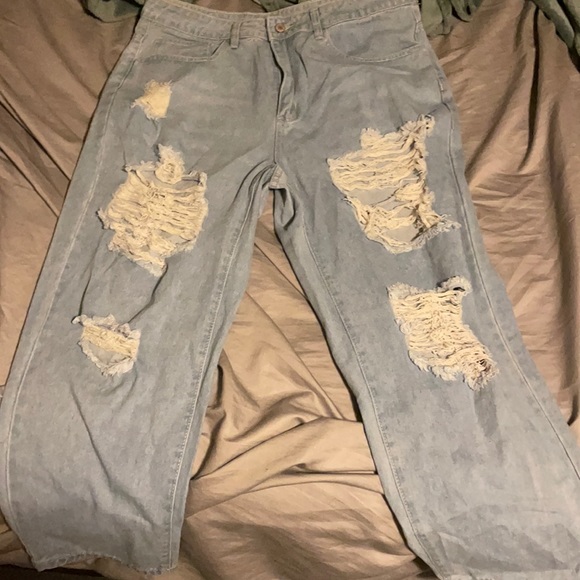 Shein pants, 2x but didnt fit. never worn, not stretchy whatsoever. not worn. - Picture 1 of 2